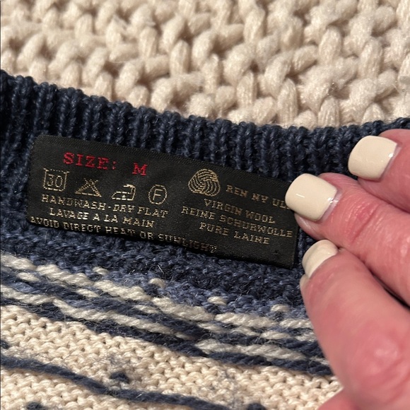 Nordstrikk Norwegian Luse cardigan in wool! Size M Beautiful reindeer on it! - Picture 3 of 10